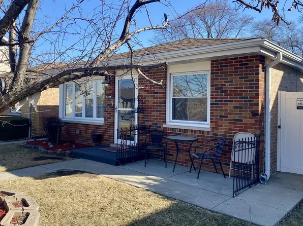 8617 Major Ave, Burbank, IL 60459