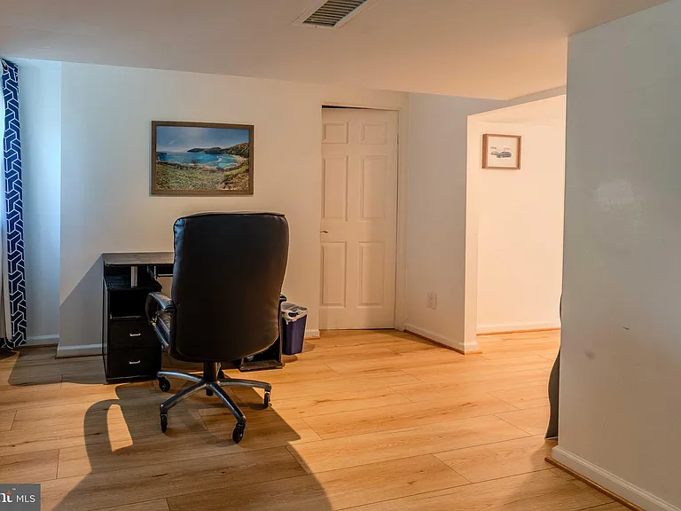942 N McKinley Rd — Photo 37