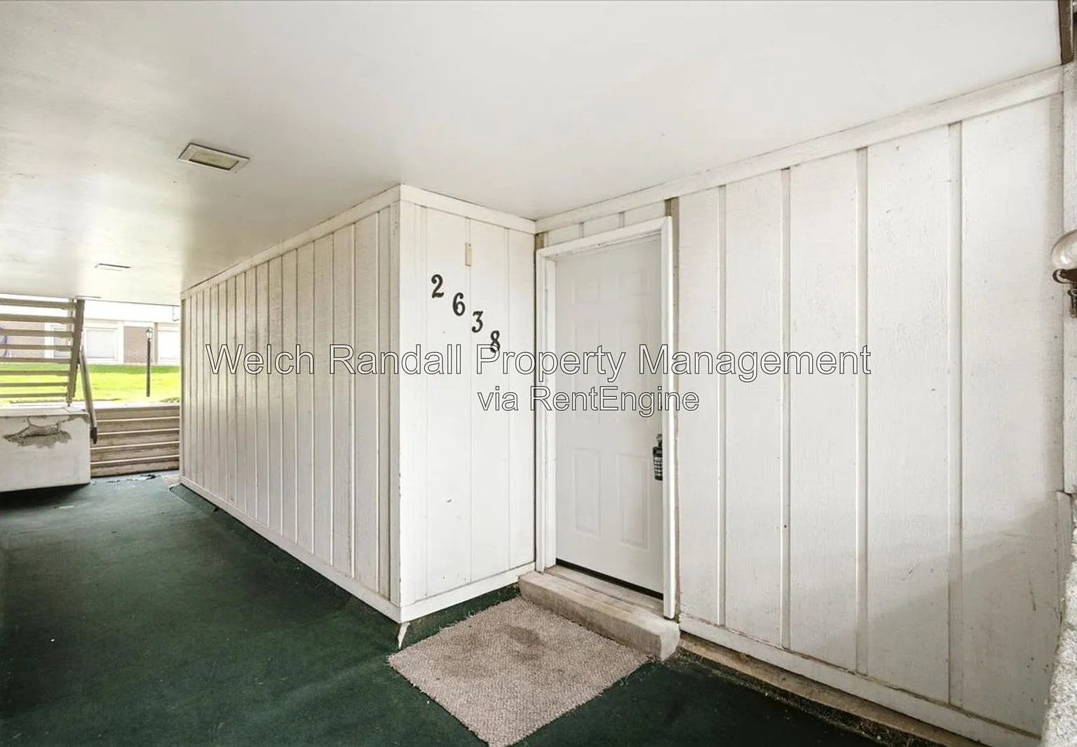 2 bed, 1.0 bath, 890 sqft, $1,065 — Photo 3