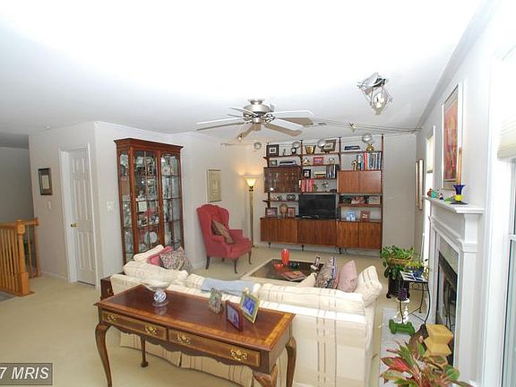 3rd image of 971 Hillside Lake Ter #807