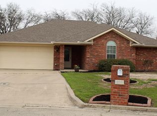 228 Topaz Cir, Hewitt, TX 76643