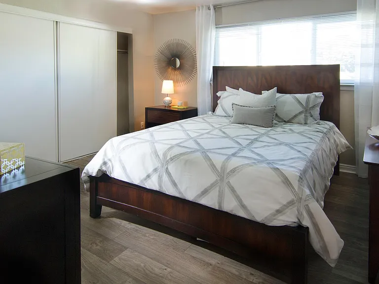 Foothill Place Apartments — Photo 53