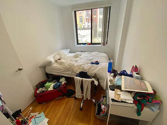 Rented by J PRESTON AND ASSOCIATES INC | media 12