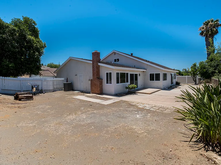 1371 Cadwell Ct — Photo 21