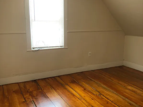 (undisclosed Address), Gardiner, ME 04345