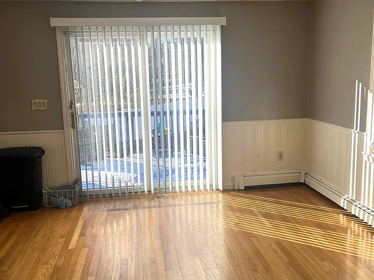 133 Center St — Photo 6