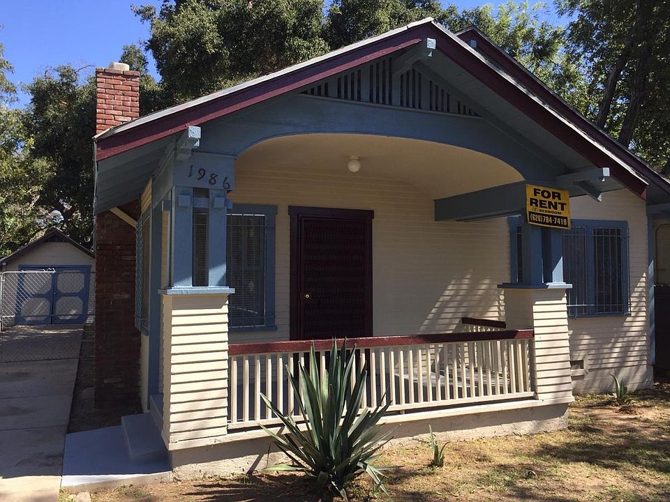 Historic Craftsman-style home!