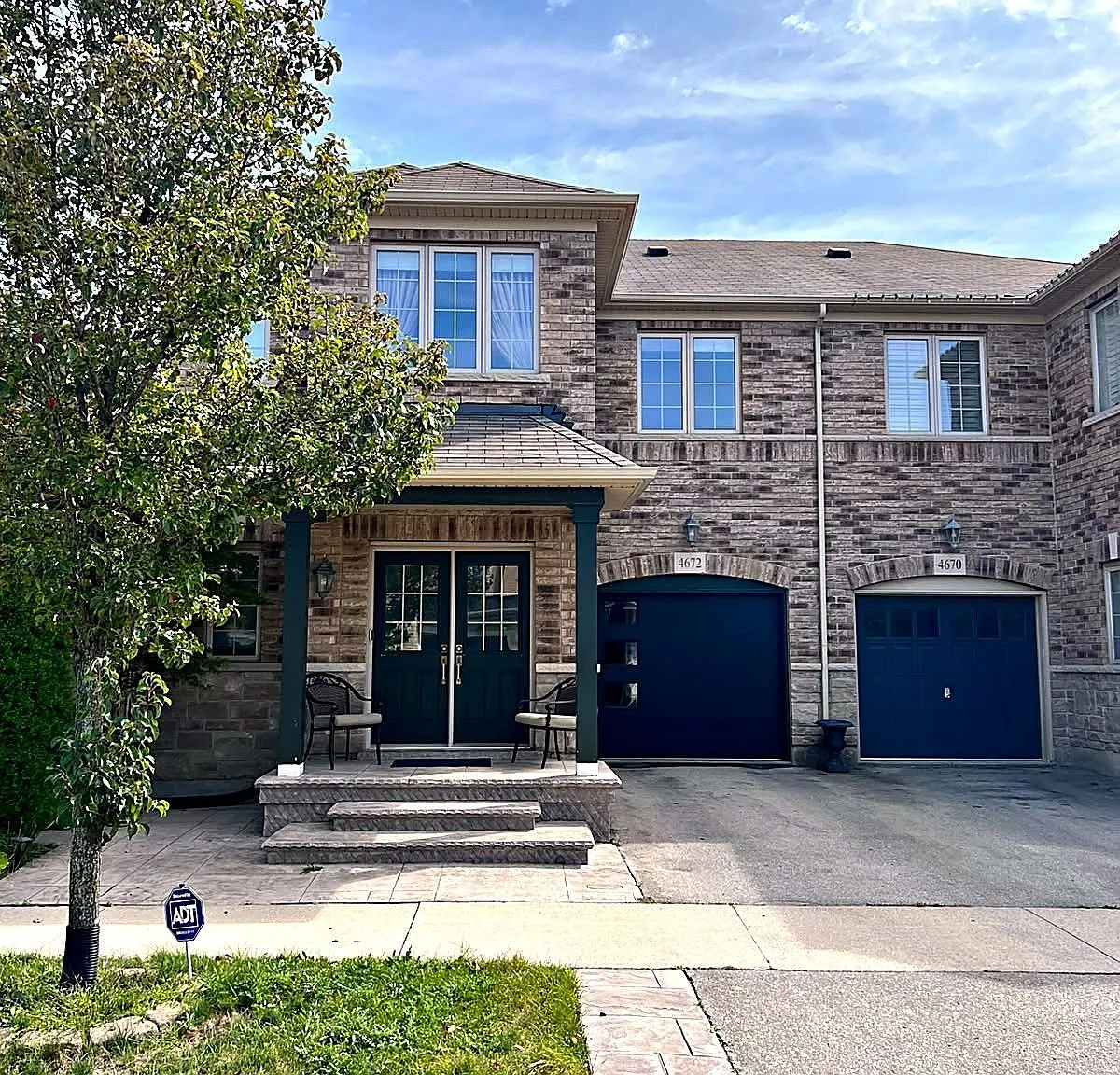 4 bed, $3,600 — Photo 1