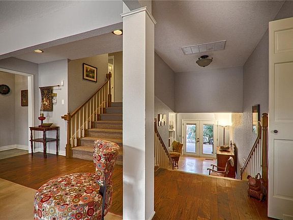 Interior Entry to Upstairs and Downstairs Living Area