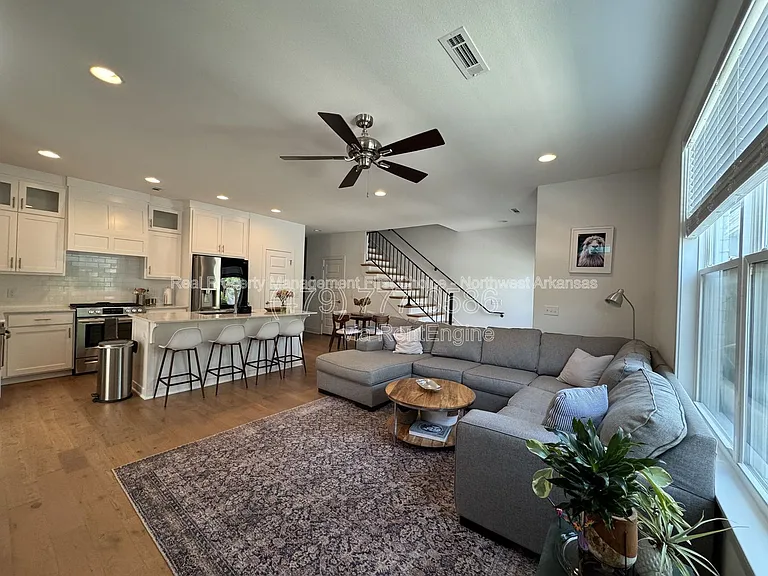 2361 E Frontier Elm Dr — Photo 10