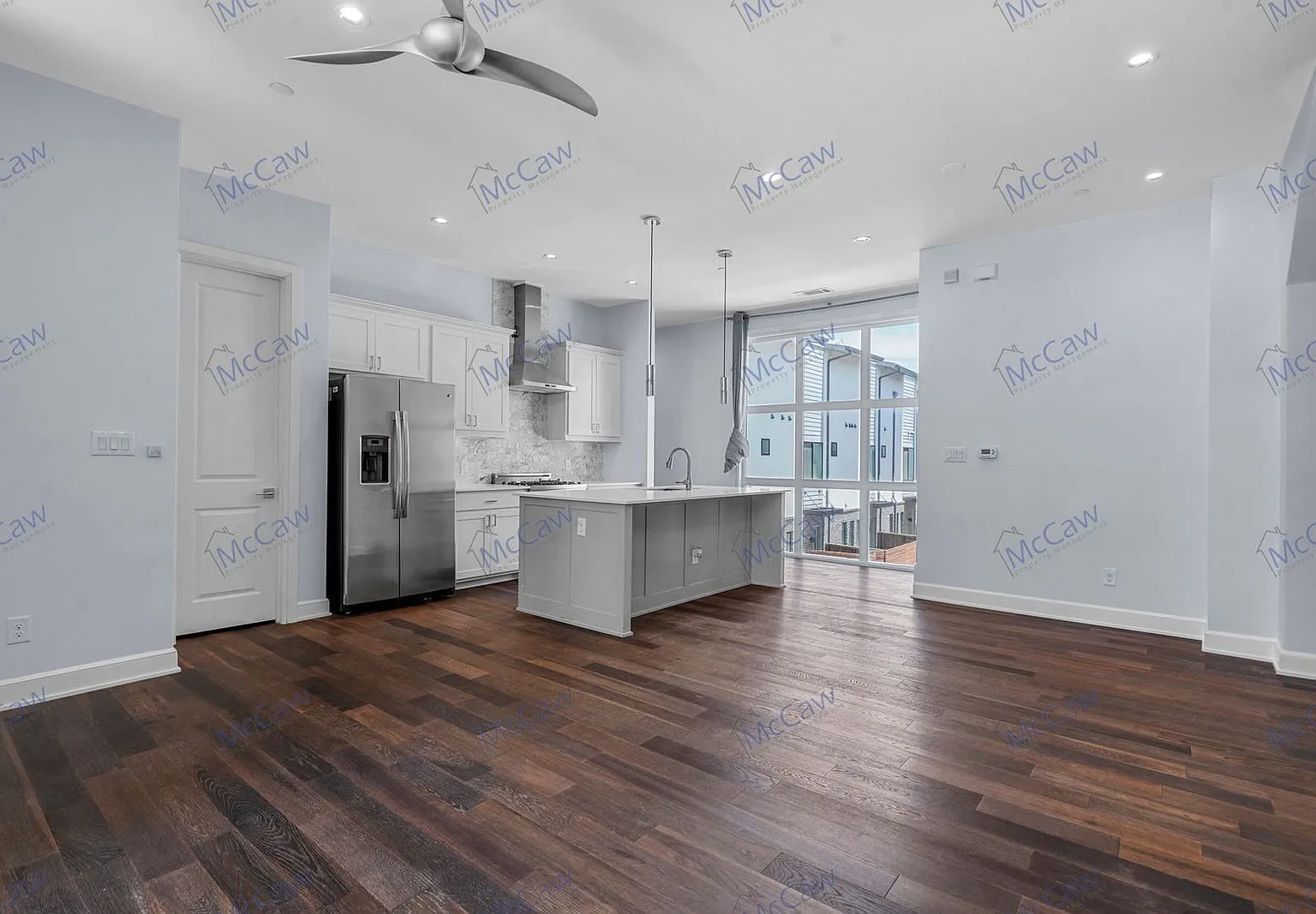 2 bed, 2.5 bath, 1406 sqft, $3,500 — Photo 4