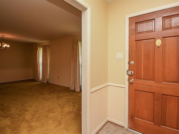 4th image of 2206 Haverhill Dr