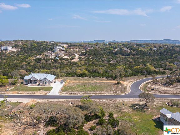 2nd image of 1054 Las Brisas Dr