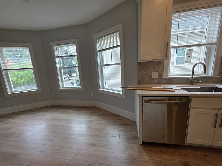 12 Holton St #1 — Photo 5