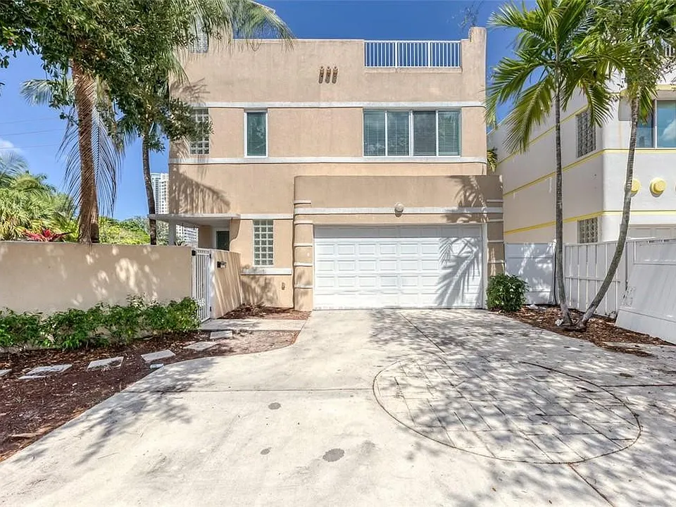 502 SW 4th Ave #1