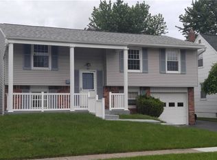 80 Danielle Dr, Buffalo, NY 14227
