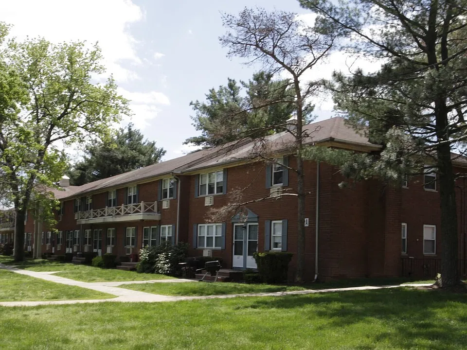 Mayflower Apartments