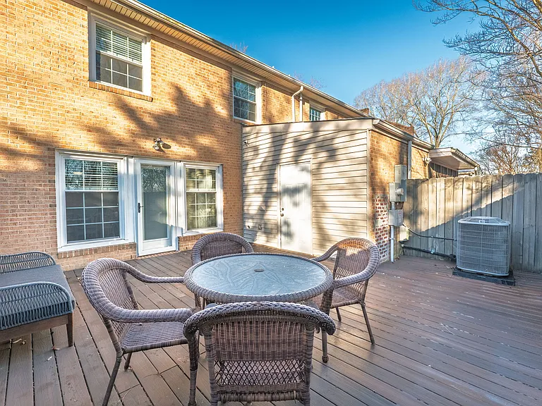 8418 Knights Bridge Rd — Photo 30