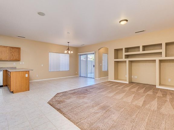 4th image of 8503 W Papago St