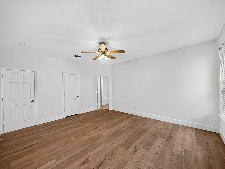 11630 La Grange Dr — Photo 18