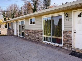 212 SE 3rd St, Troutdale, OR 97060