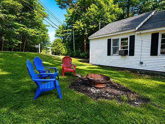 4th image of 32 Farwell Street