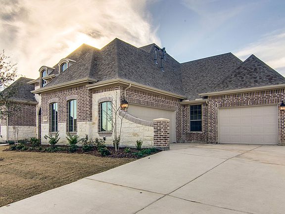 3 Car Carriage Garage