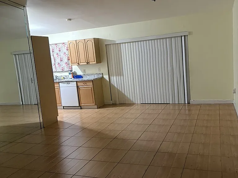 3047 NW 204th Ter — Photo 13