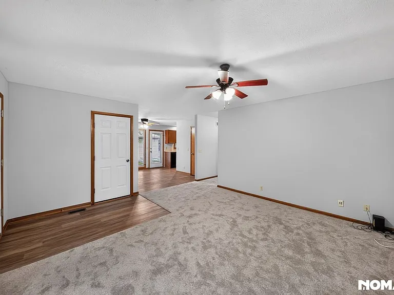908 Newport Blvd — Photo 8