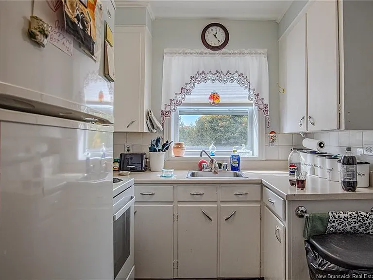 49 Quinton Ave — Photo 18