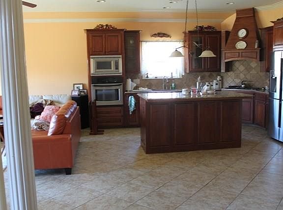 3rd image of 6310 Bayou Crossing Dr