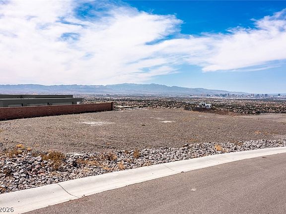 2nd image of 681 Dragon Point Dr