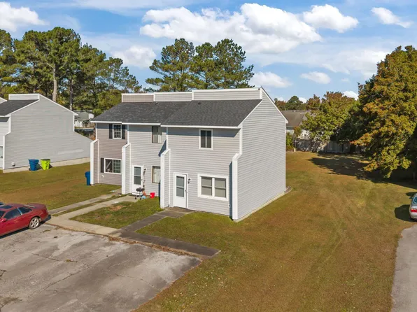 105 Kim Ave APT C, Havelock, NC 28532