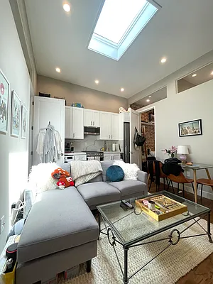 Rented by Douglas Elliman | media 10