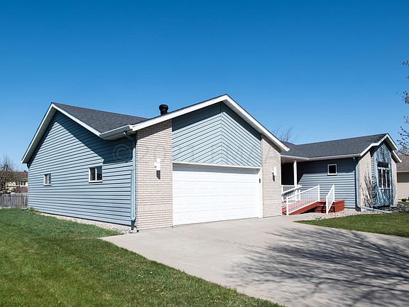 3rd image of 3411 Westmoor Dr