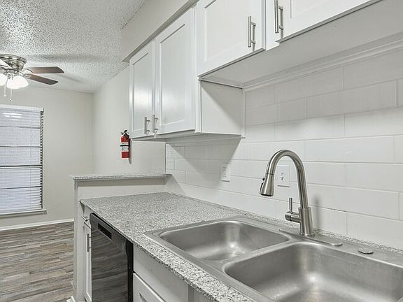 2nd image of 601 Industrial Dr W APT 255