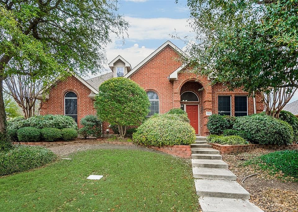 1st image of 1504 Brittany Way