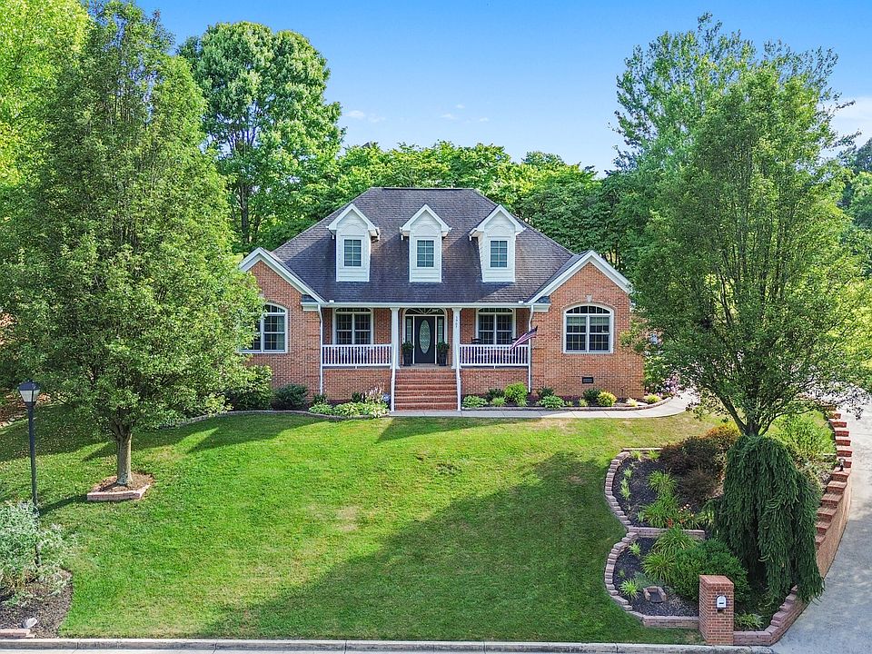 1st image of 3907 Wayland Blvd