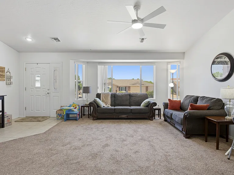 7419 E Mingus Trl — Photo 8