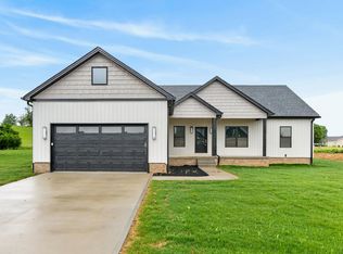 105 Stonegate Dr, Danville, KY 40422