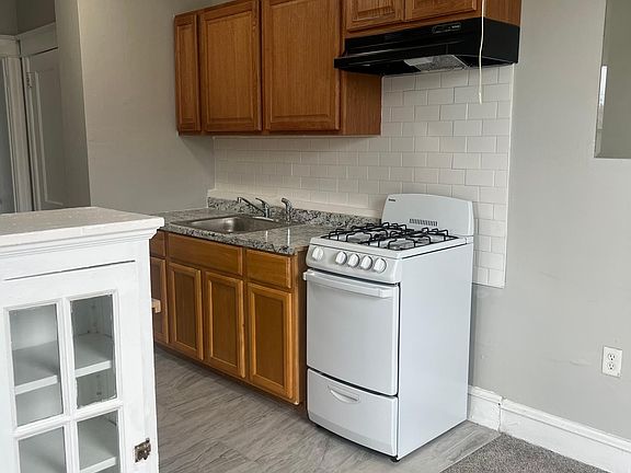 2nd image of 2215 N 51st St #D1