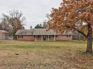 30609 Clearpond Rd, Shawnee, OK 74801