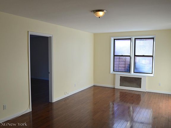 3rd image of 3989 50th St Ste 1A