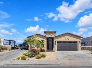 901 Desert Verbena Cir, Socorro, TX 79927