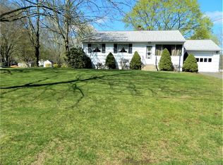20 Jay Pl, North Branford, CT 06471