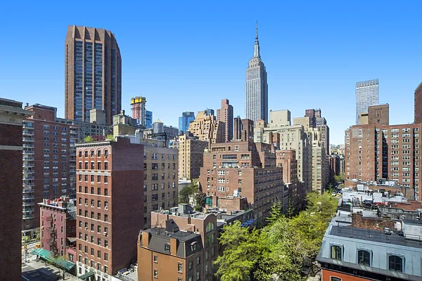 Sold by Compass | media 16