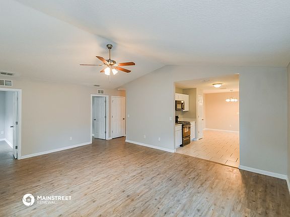 5th image of 2923 Lucoma Dr