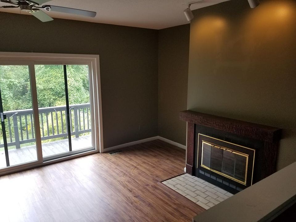 1st image of 74 Conestoga Way