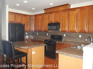 3717 Oak Grove St, Newberg, OR 97132