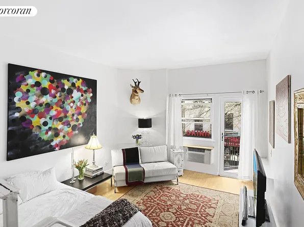 211 Thompson St #2E, Manhattan, NY 10012